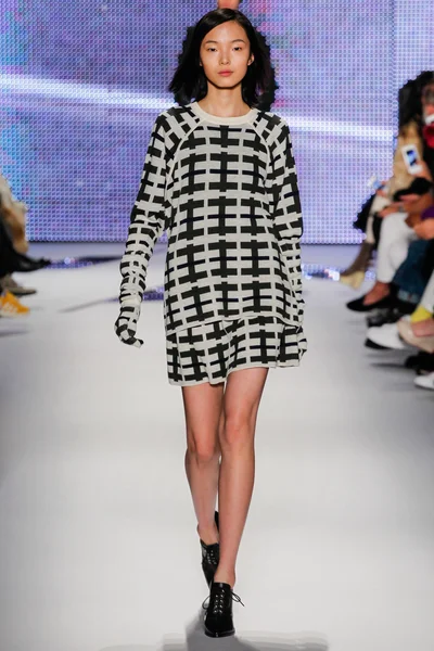 Look 35